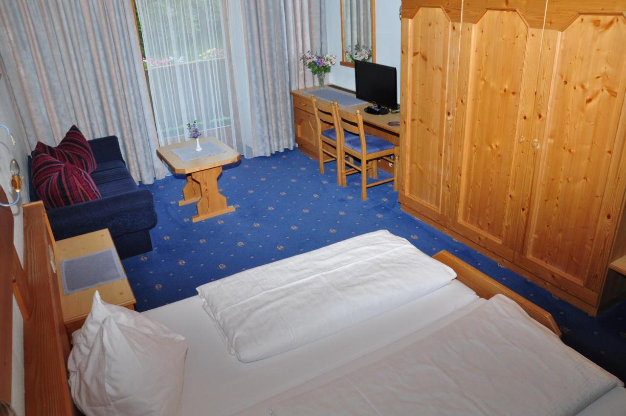 Hotel Zum Hirschen Leutasch Værelse billede